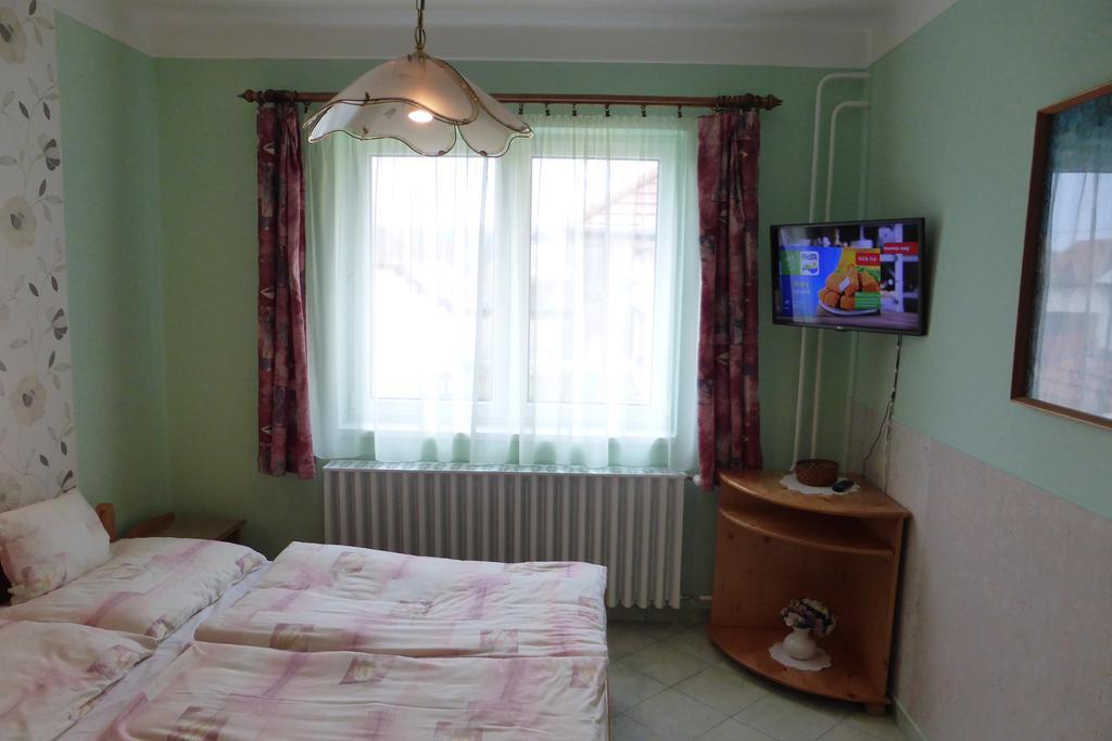 Napfeny Apartman Es Vendeghaz Egerszalok Exterior photo