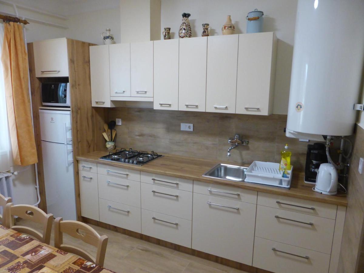 Napfeny Apartman Es Vendeghaz Egerszalok Exterior photo