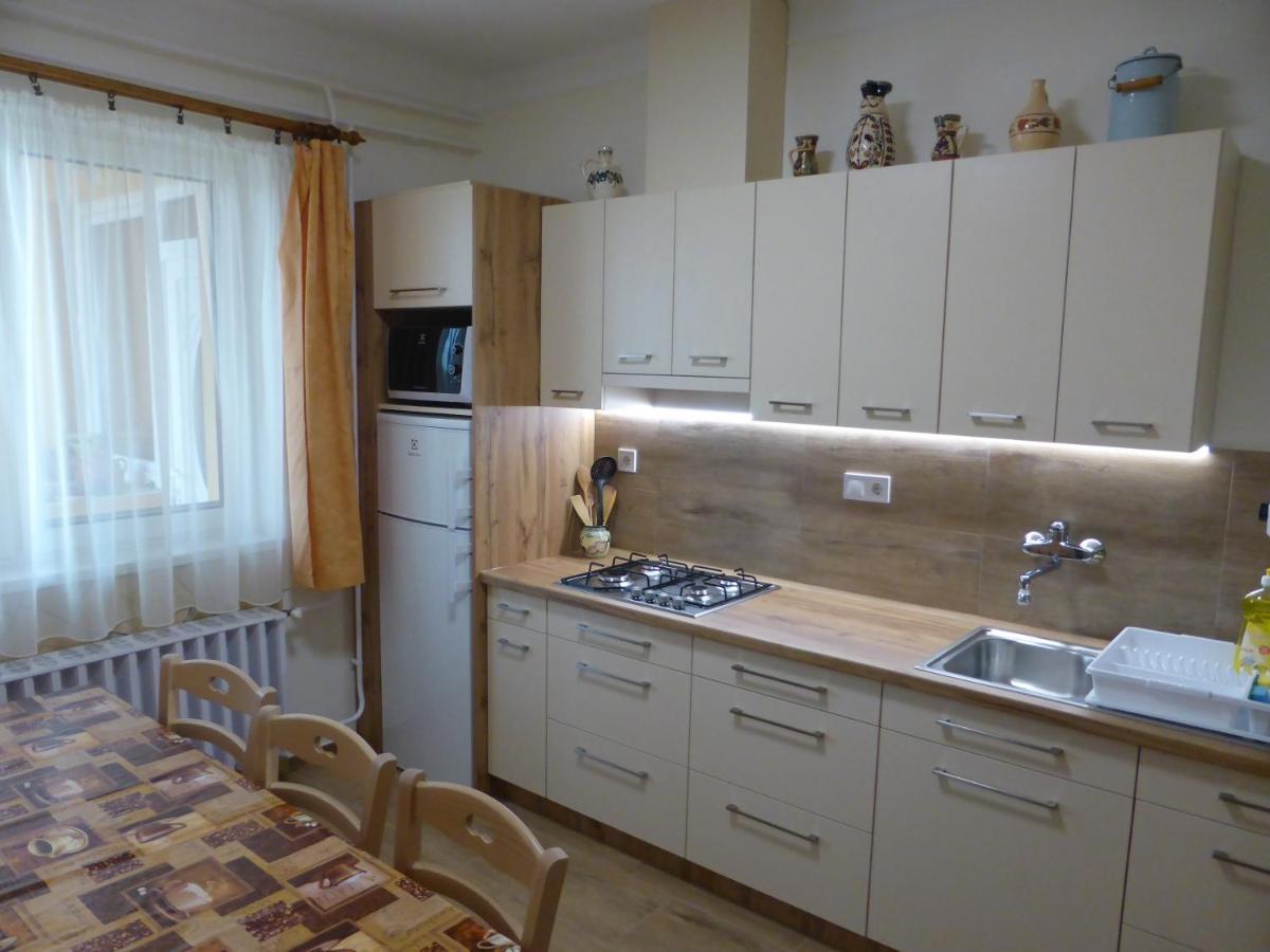 Napfeny Apartman Es Vendeghaz Egerszalok Exterior photo