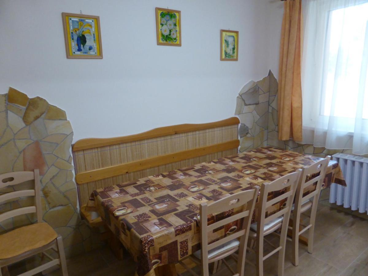Napfeny Apartman Es Vendeghaz Egerszalok Exterior photo